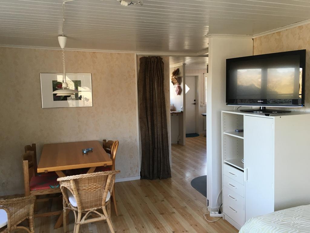 Stuga 12 Villa Hamburgsund Bagian luar foto